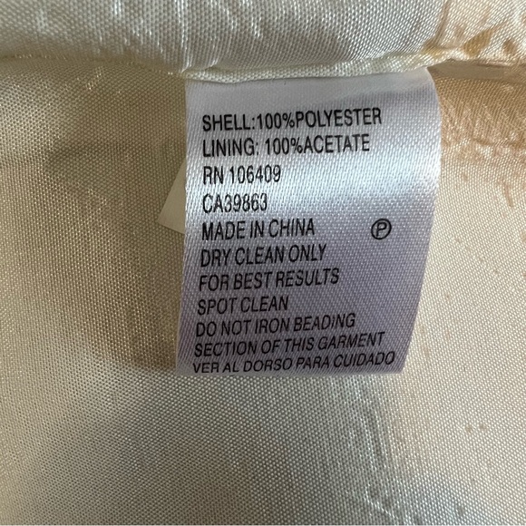 Antonio Melani, size 6, white , pearl and bead accents - Picture 5 of 6